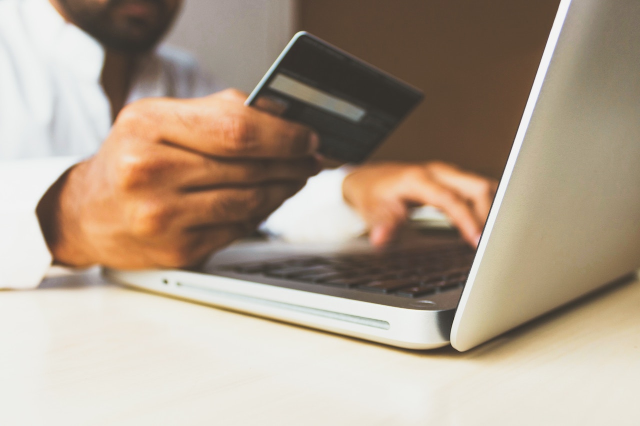 Commerce-compras-online-españoles-gasto-medio