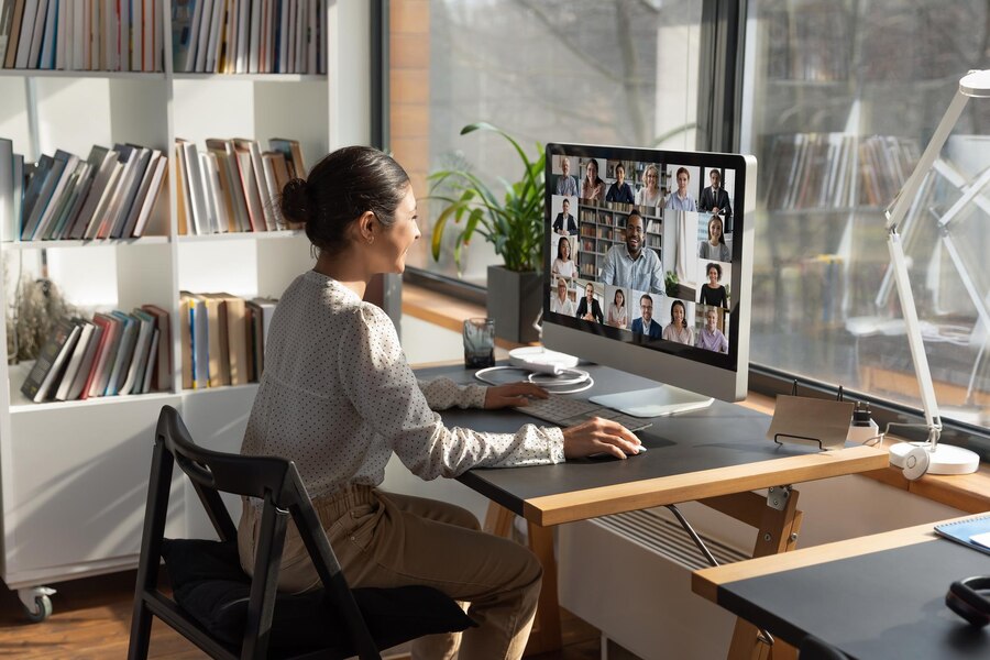 trabajo-híbrido-telework-despacho